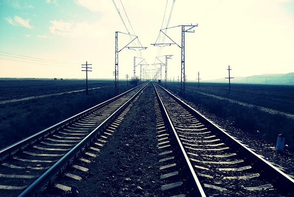 تکمیل ۸۰۰ کیلومتر خطوط ریلی و حومه ای