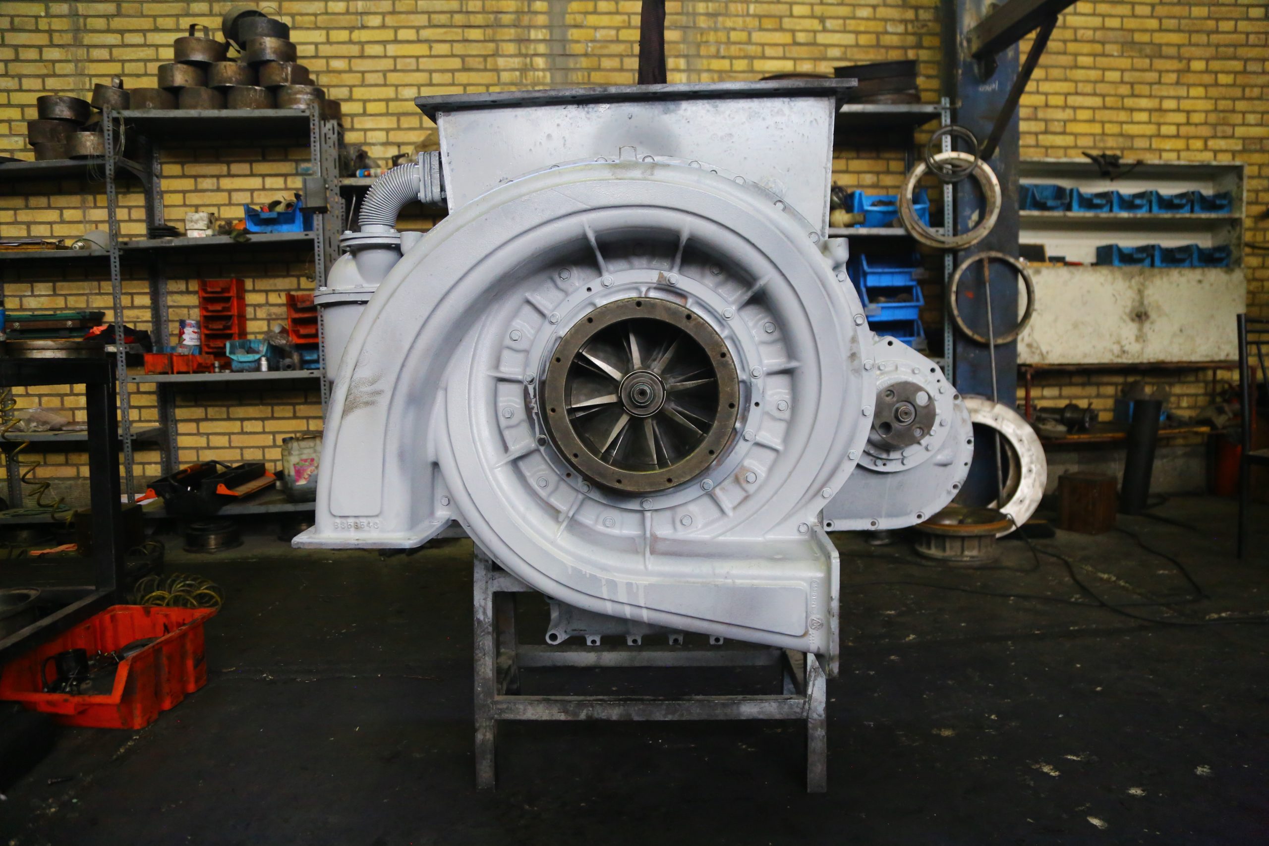 توربین لکوموتیو